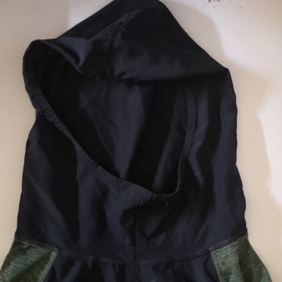 Athletic hoodie - Picture 2 of 5